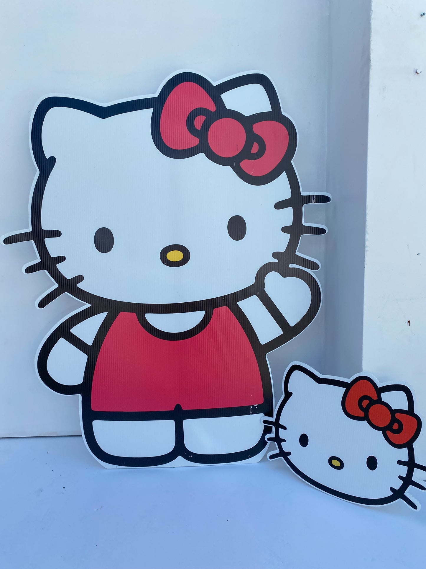 Hello Kitty Cut Out